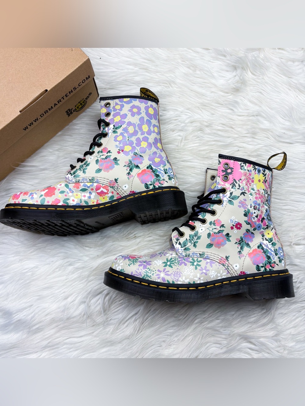 Dr. Martens 1460 Floral Mash Up Backhand Lace Up Boot Leather Parchment Beige 8 - Picture 5 of 11